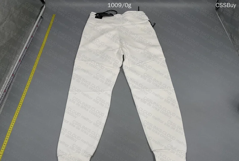 White Nike Tech Fleece 7