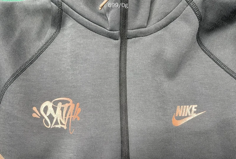 Tech Nike x Syna - Central Cee 3