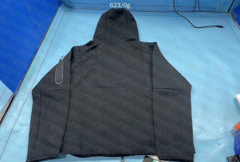 Black Tech Fleece 6