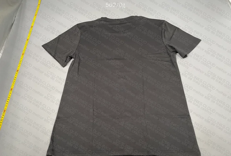 Tech T-shirt 3