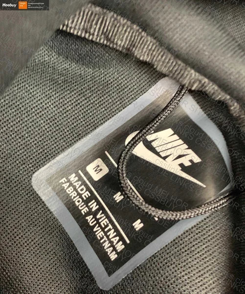 Black Nike Tech Fleece 4