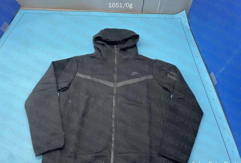 Techj Fleece Black 2
