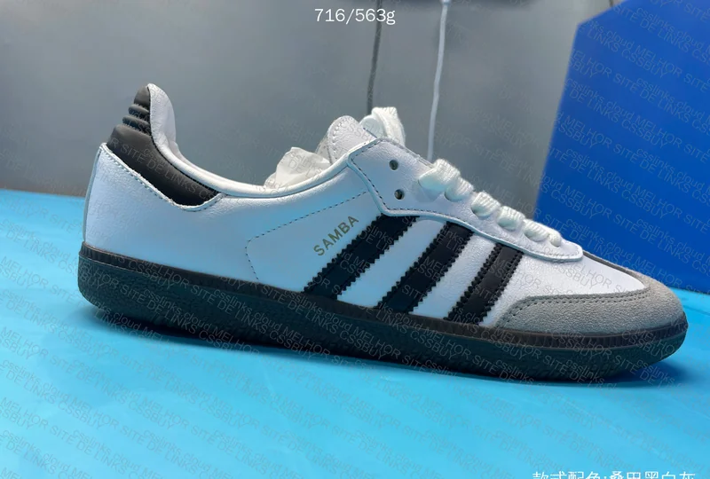 Adidas Samba Batch: TOP Price: 110¥ + 10¥ internal transport Size: 37BR 39EU 5