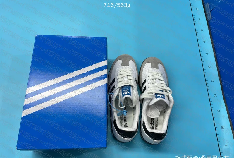 Adidas Samba Batch: TOP Price: 110¥ + 10¥ internal transport Size: 37BR 39EU 6