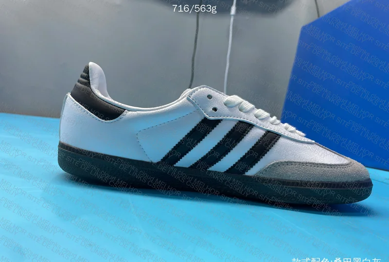 Adidas Samba Batch: TOP Price: 110¥ + 10¥ internal transport Size: 37BR 39EU 8