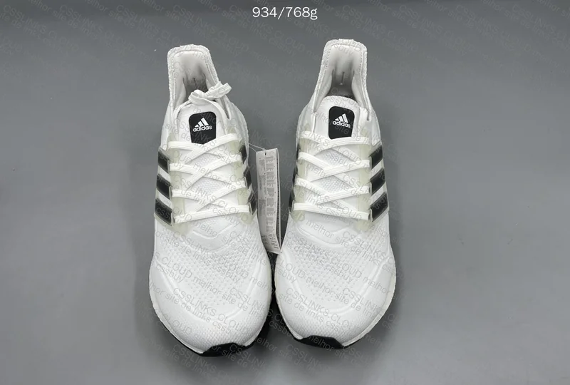 Adidas Ultraboost Sneakers