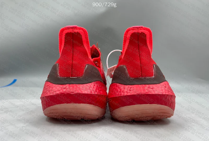 Adidas Ultraboost 22 - GX5462 - Vivid Red Sneakers