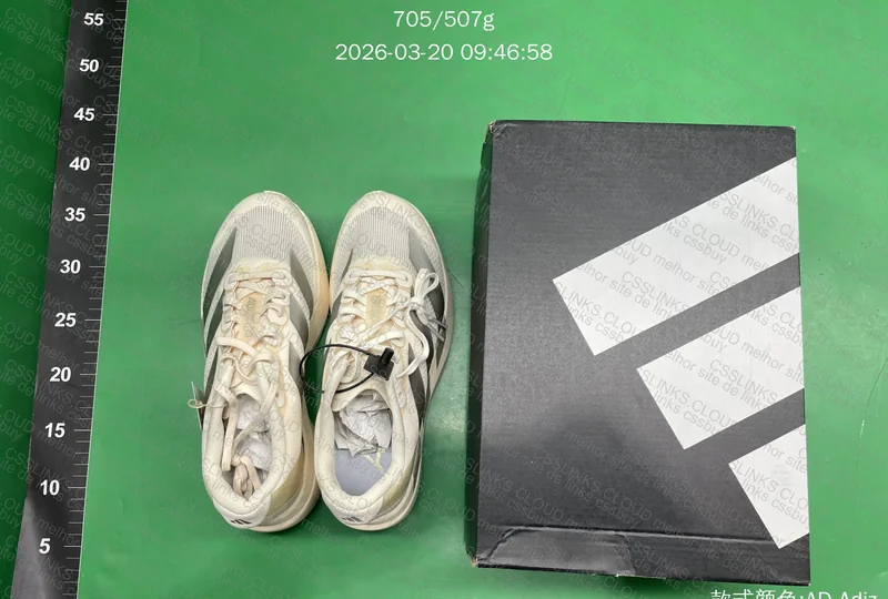 Tênis Adizero EVO SL bege 4