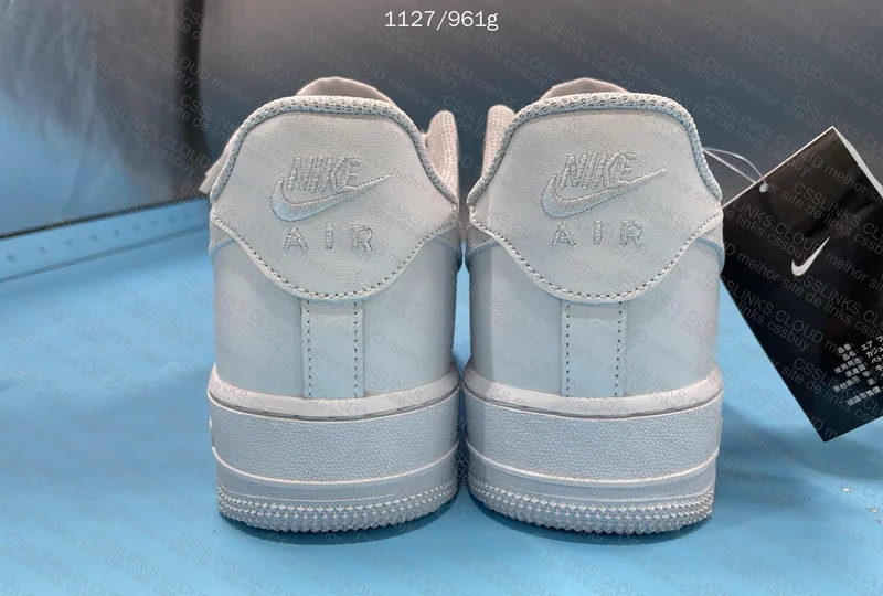 AF1 Sneakers 2