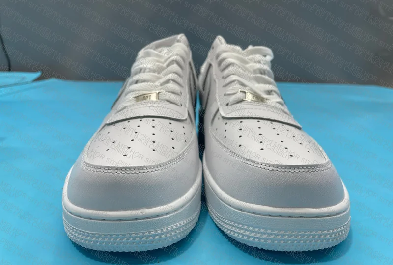 AF1 Sneakers 4