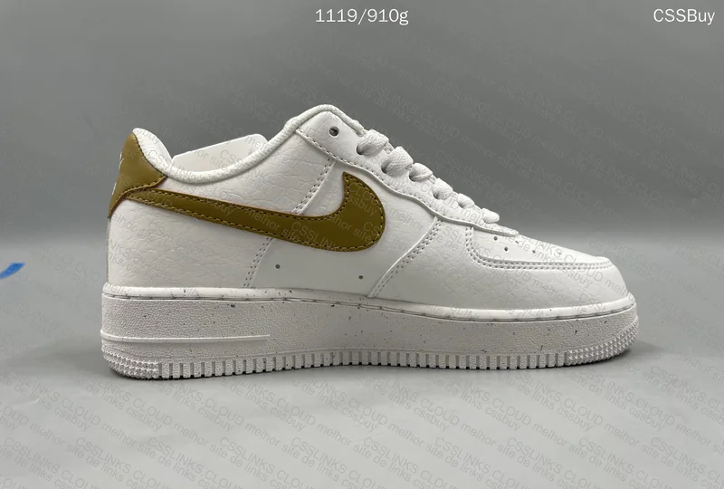 Air Force 1 Gold Sneakers 3