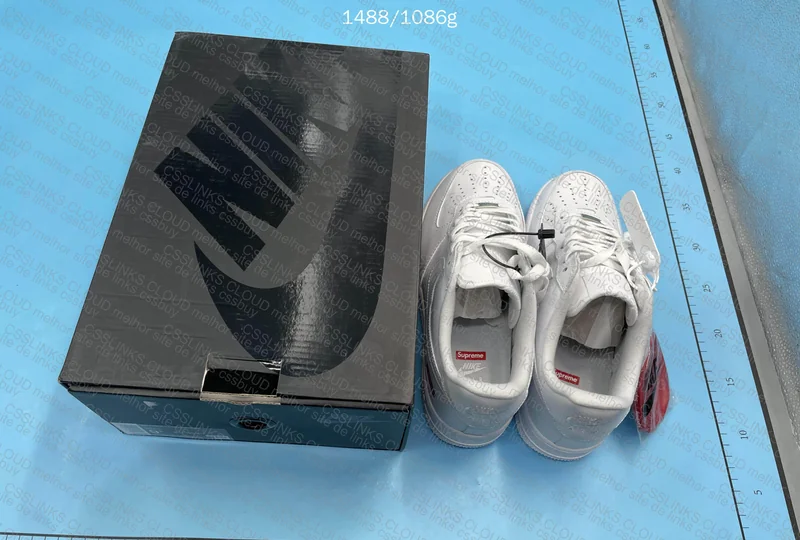 Air Force 1 Supreme Sneakers 10