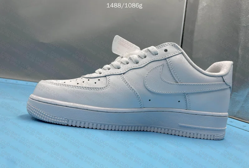 Air Force 1 Supreme Sneakers 6