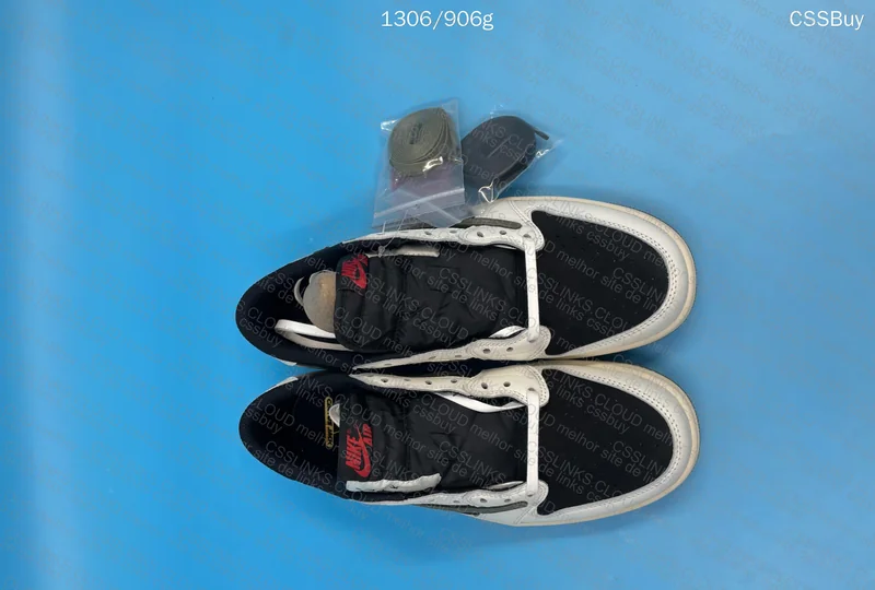 Air Jordan 1 (AJ1) Sneakers