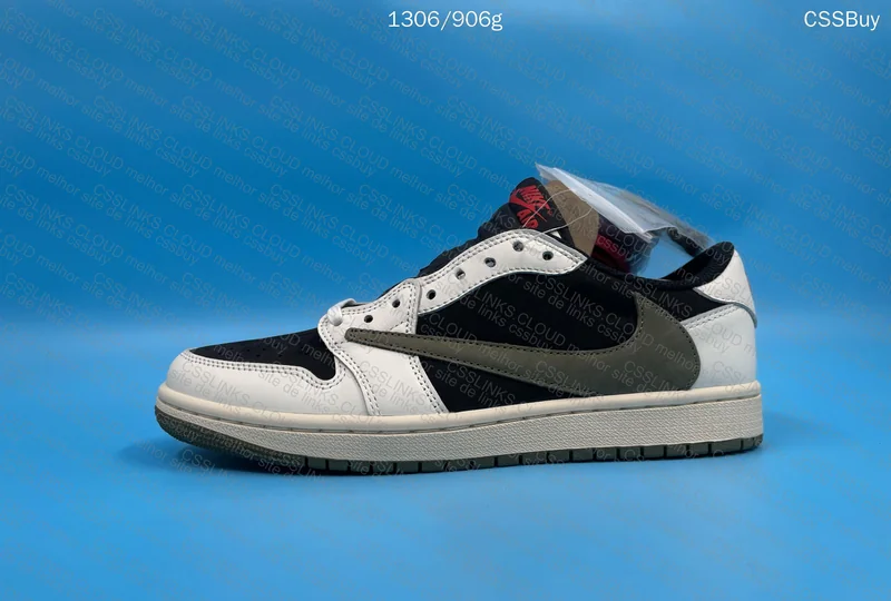 Air Jordan 1 (AJ1) Sneakers 5