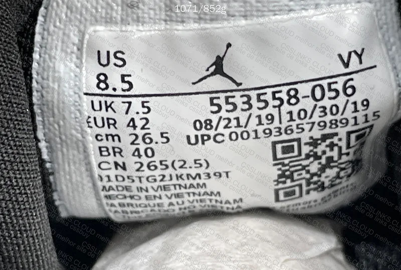 Air Jordan 1 Low Sneakers 4