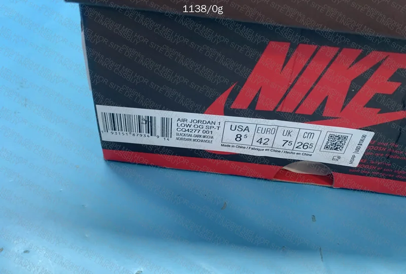 Air Jordan 1 Low Sneakers 2