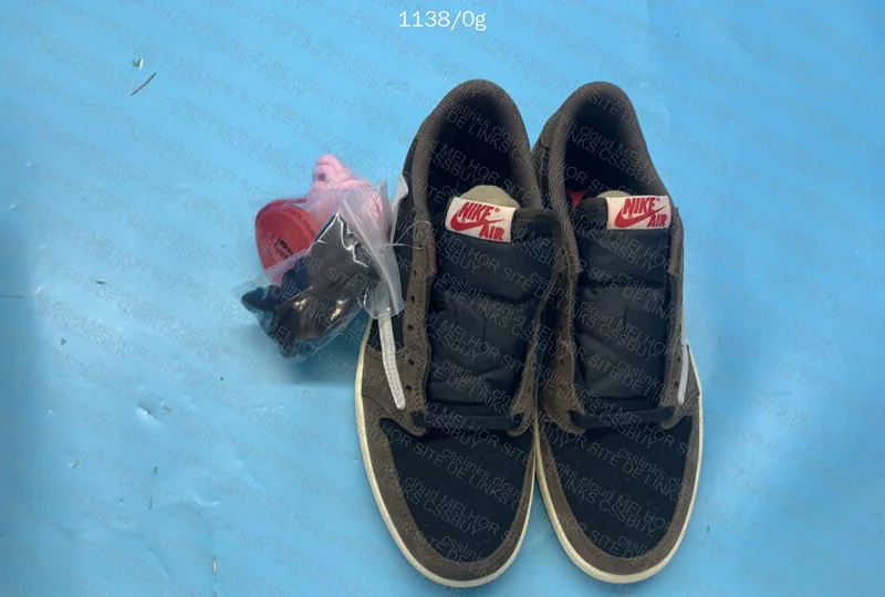 Air Jordan 1 Low Sneakers 5