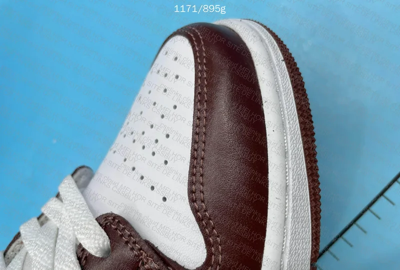 Air Jordan 1 Low SE GS Sneakers
