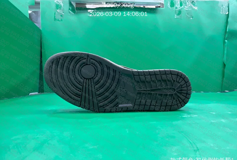 Tênis Air Jordan 1 Low Travis Mocha sale