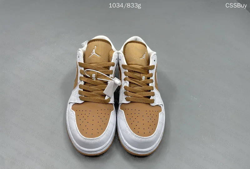Air Jordan Low Hemp White 2