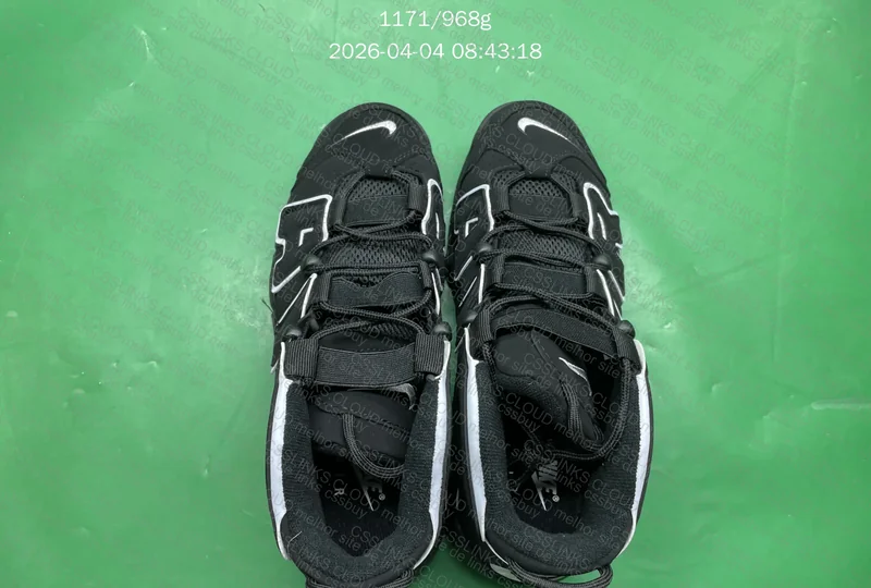 Tenis Air More Uptempo Black/White 2
