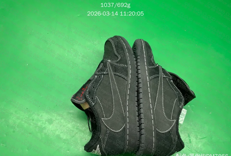 Tênis AJ1 Low TS Black Phantom 10