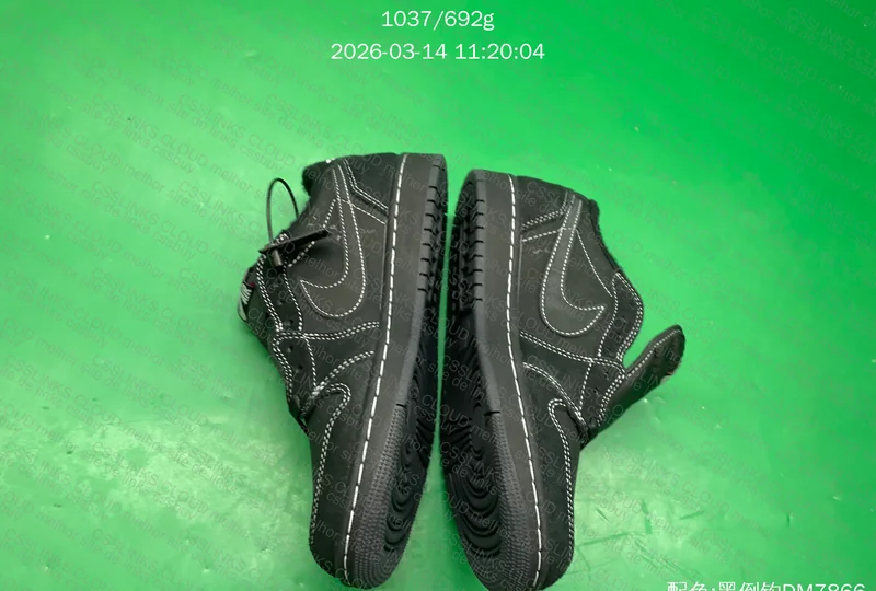 Tênis AJ1 Low TS Black Phantom 4
