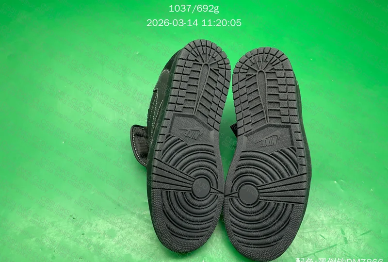Tênis AJ1 Low TS Black Phantom 5