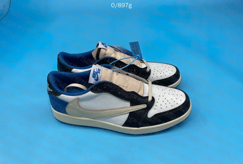 AJ1 Travis Scott Fragment Low 5