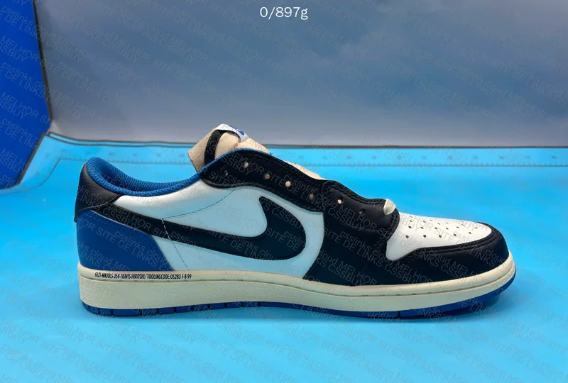 AJ1 Travis Scott Fragment Low 6