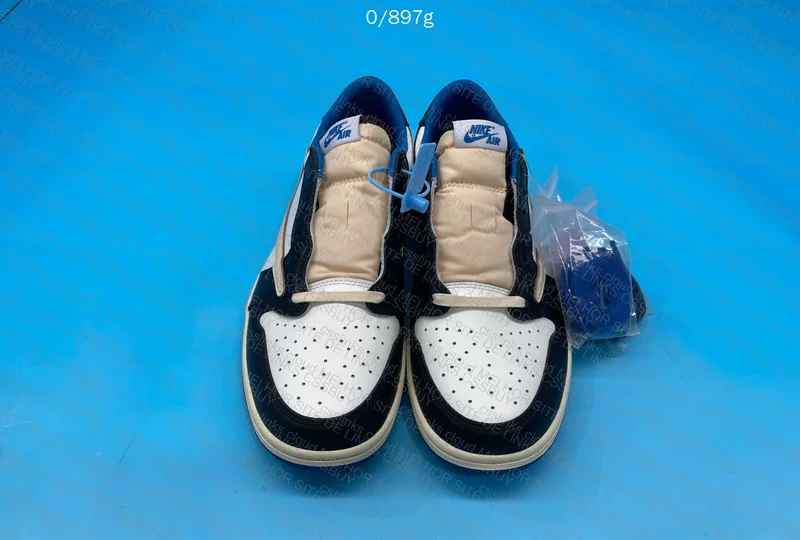 AJ1 Travis Scott Fragment Low 7