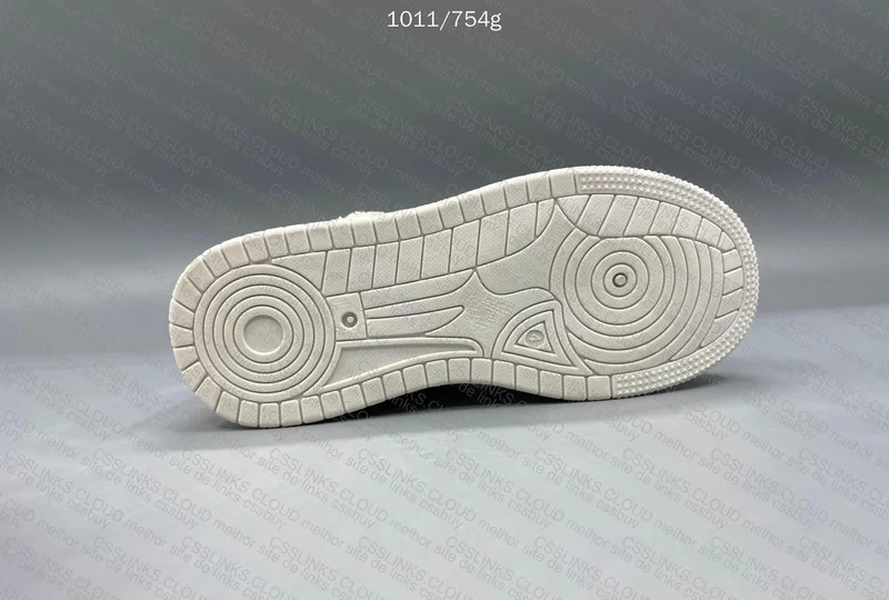 Random Sneakers 10