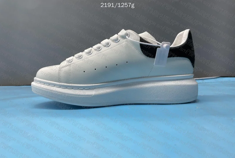 Alexander McQueen Sneakers 4