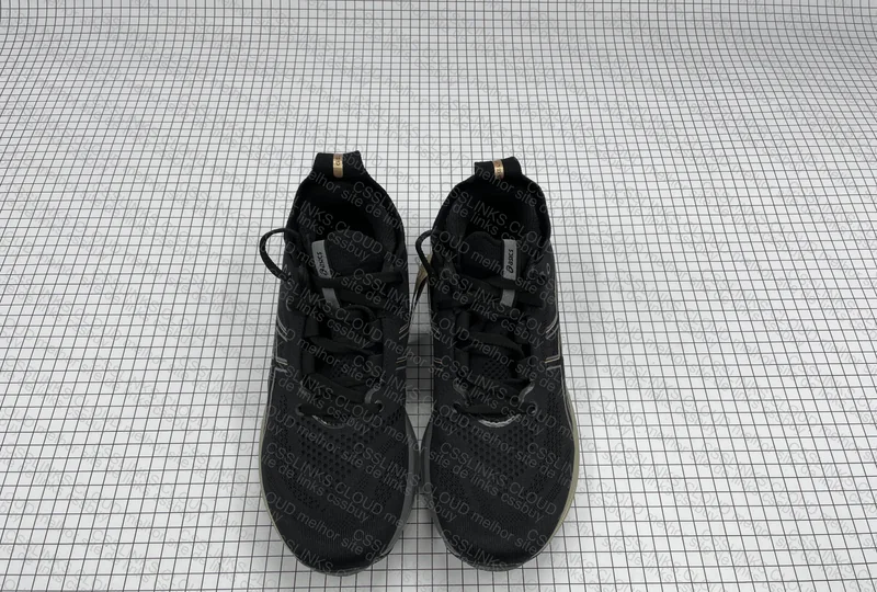 Asics Sneakers