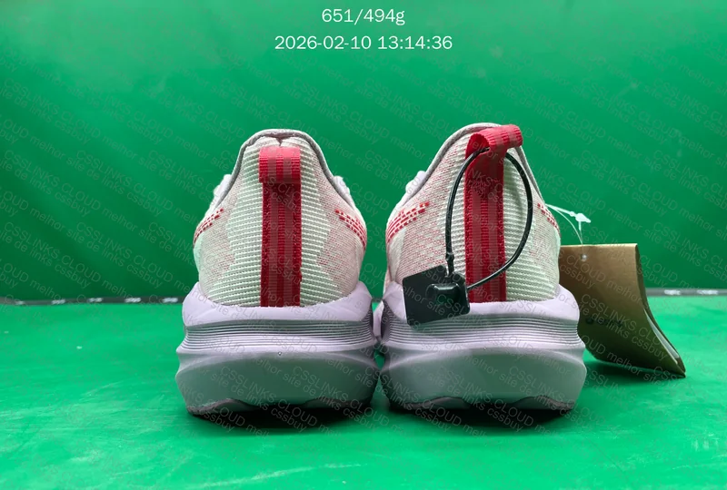 Tênis Asics Novablast 5 10