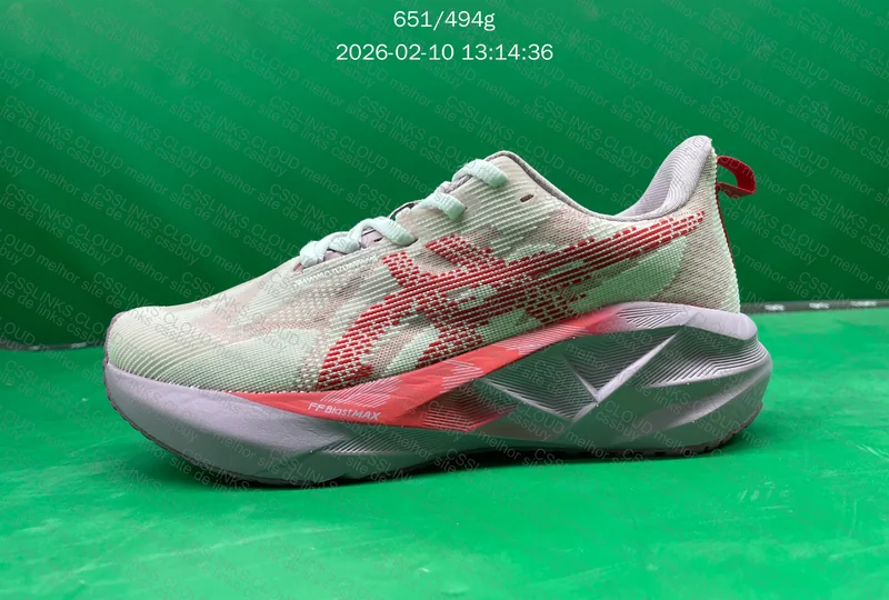 Tênis Asics Novablast 5 4