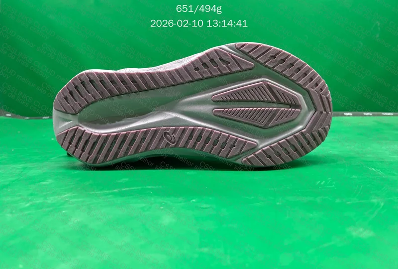 Tênis Asics Novablast 5 9