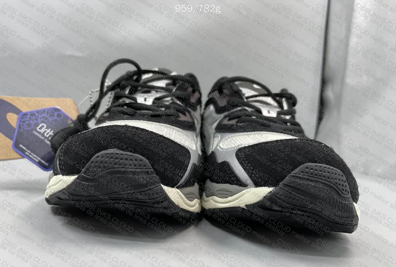 Asics NYC Sneakers 2