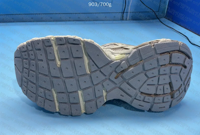 Balenciaga Sneakers (Name Unknown) 8