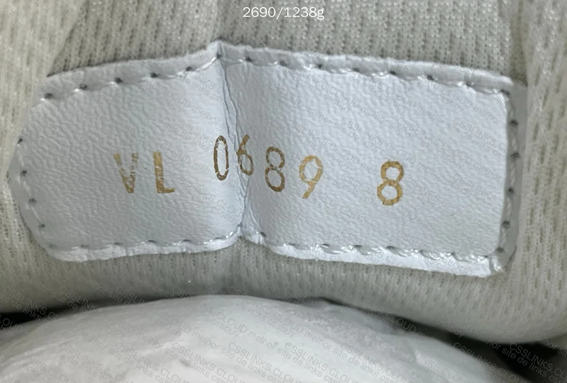 Louis Vuitton Sneakers 9