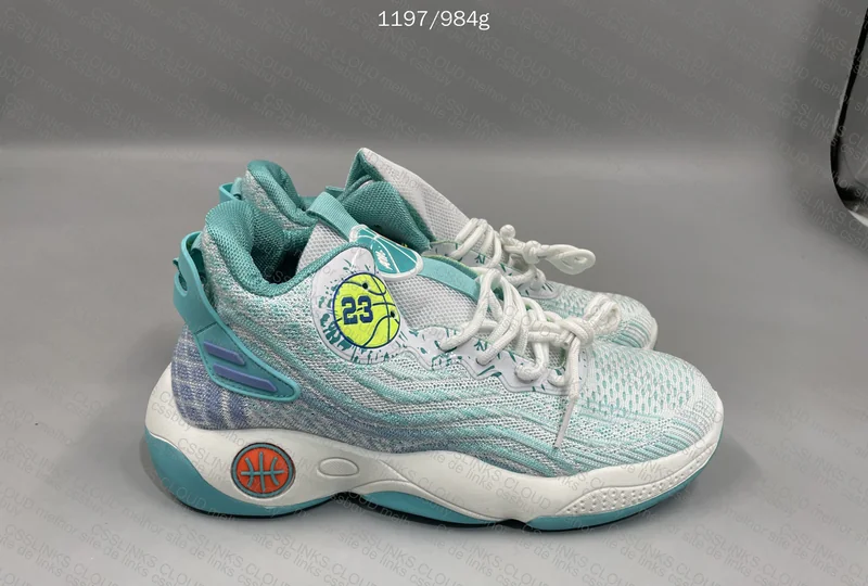 30 Reais Sneakers