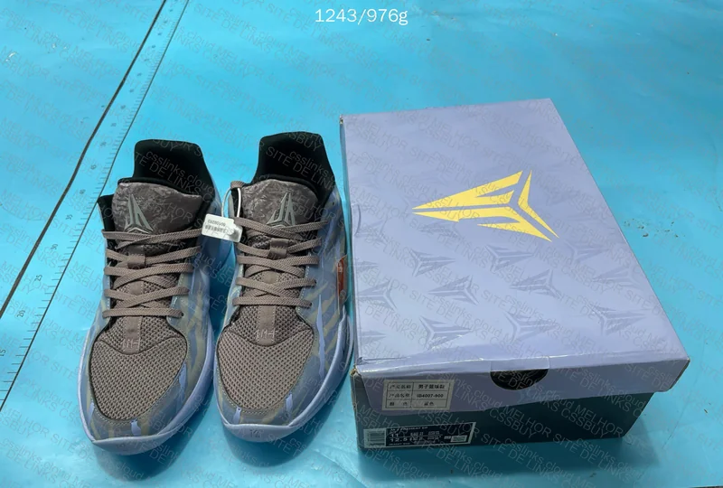 JA 2.0 Induction Basketball Sneakers 8