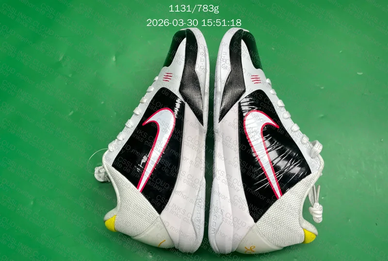 Tênis de Basquete KOBE 5