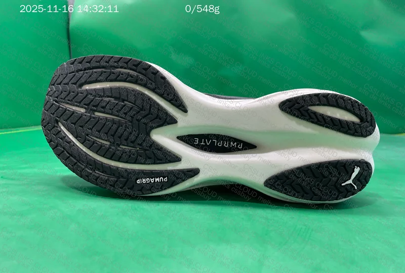 Puma Deviate NITRO 3 Running Sneakers 5