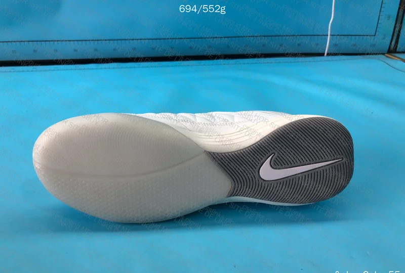 Nike Lunar Gato Futsal Sneakers 7