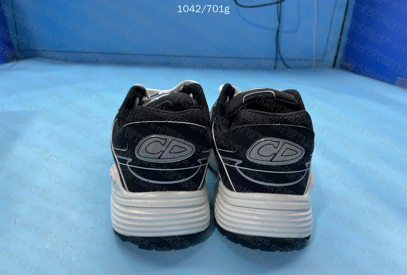 Dior B30 Black and White Sneakers 3