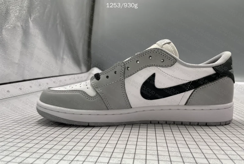 DT Batch Air Jordan 1 Low OG Sneakers