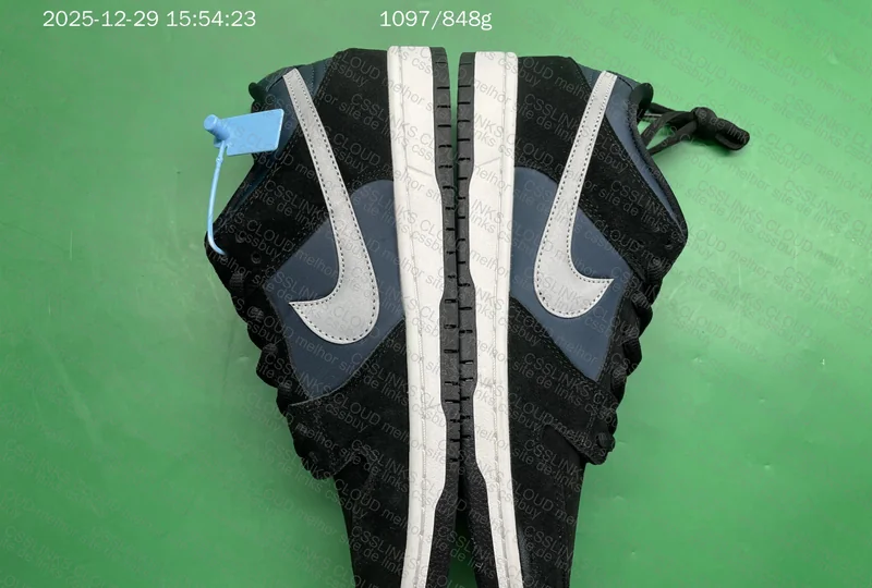 Dunk Sneakers