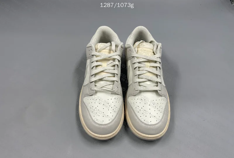 Dunk - Bone Gray Sneakers
